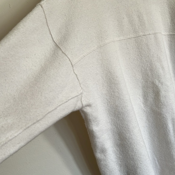 Free People Women’s Sweater - Picture 7 of 11